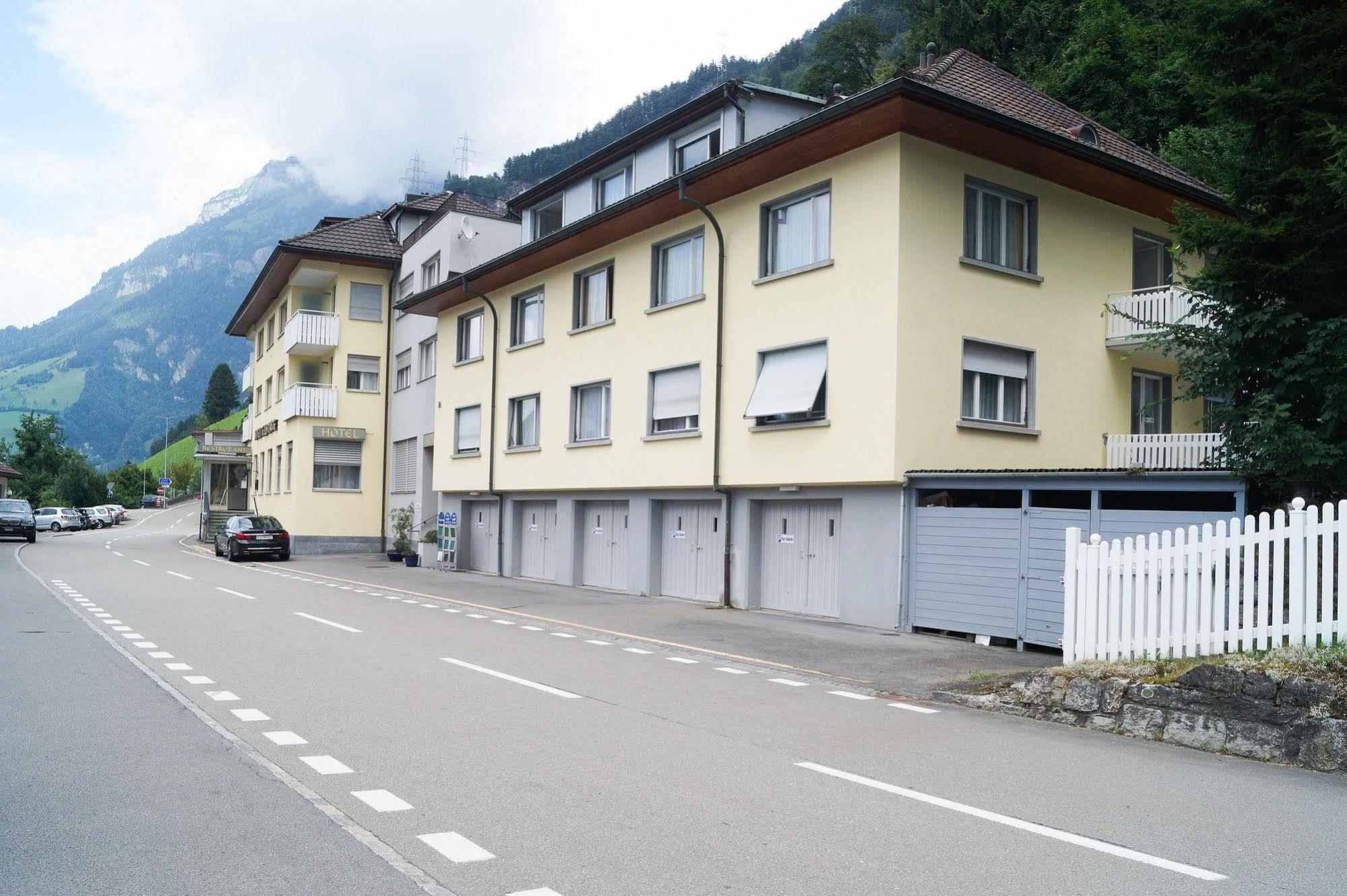 Hotel Tellsplatte Sisikon Exterior photo